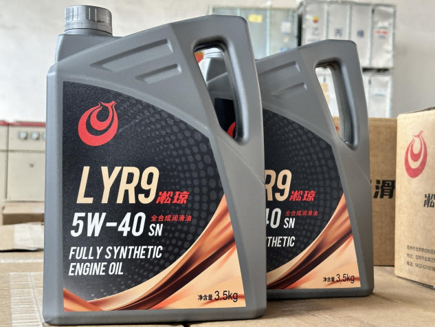 LYR9 5W-40